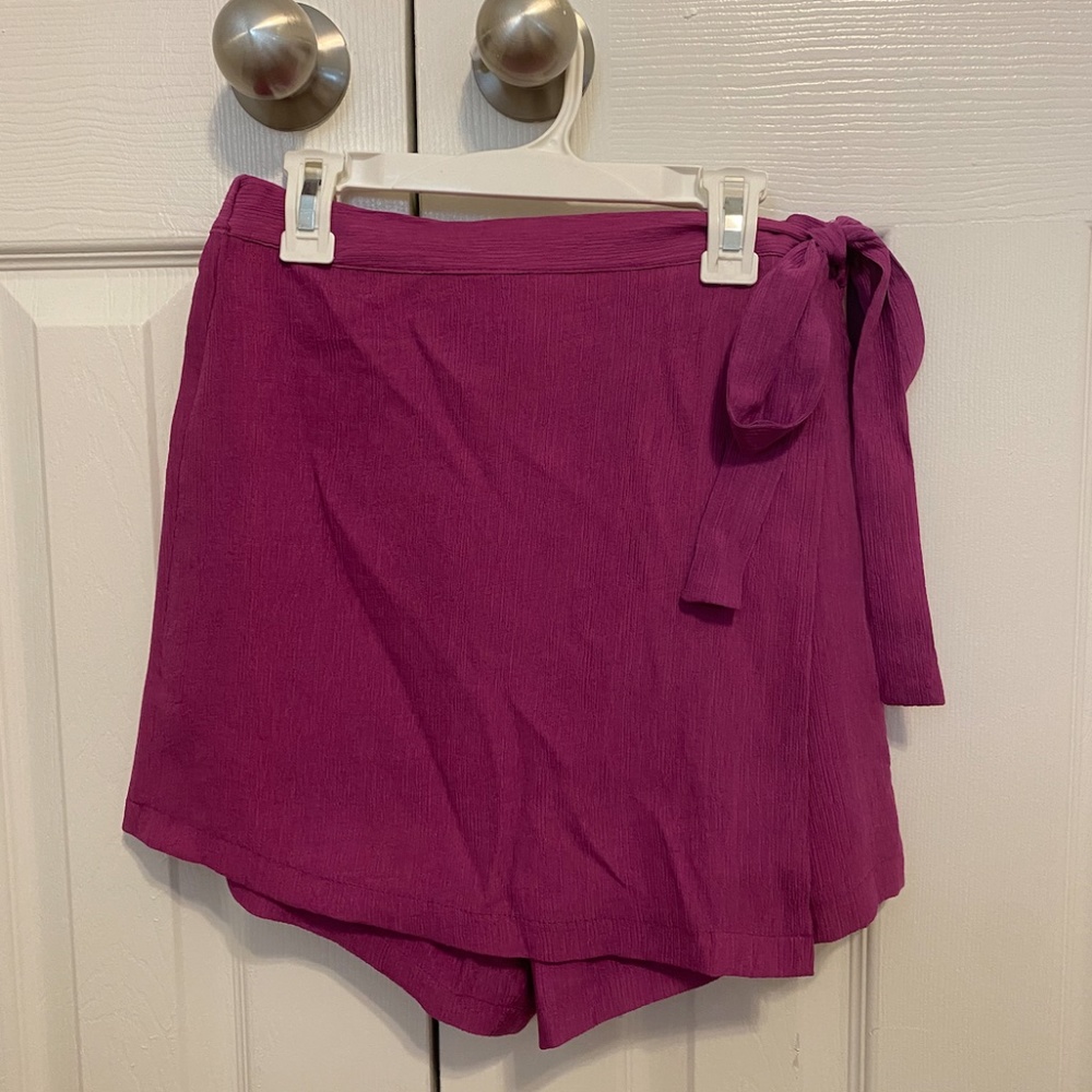 NWT Magenta Envelope Skort